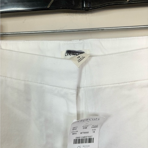 Crewcuts white Bermuda shorts size 16 kids - Picture 2 of 3